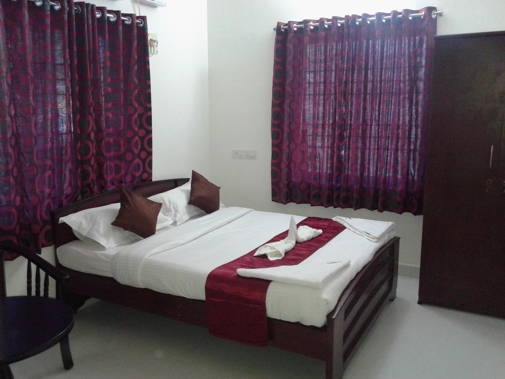 Hotel Yes Way Inn Mahabalipuram Rum bild